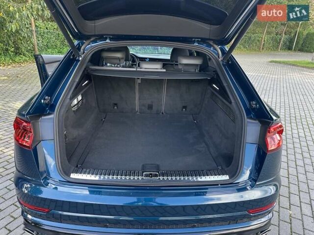 Ауді SQ8 2020 у Львові на Automoto.ua Синій Ауді SQ8, об'ємом двигуна 3.96 л та пробігом 115 тис. км за 80900 $, фото 1 на Automoto.ua