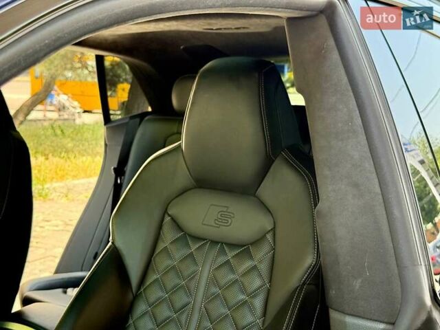 Синій Ауді SQ8, об'ємом двигуна 4 л та пробігом 94 тис. км за 89000 $, фото 21 на Automoto.ua