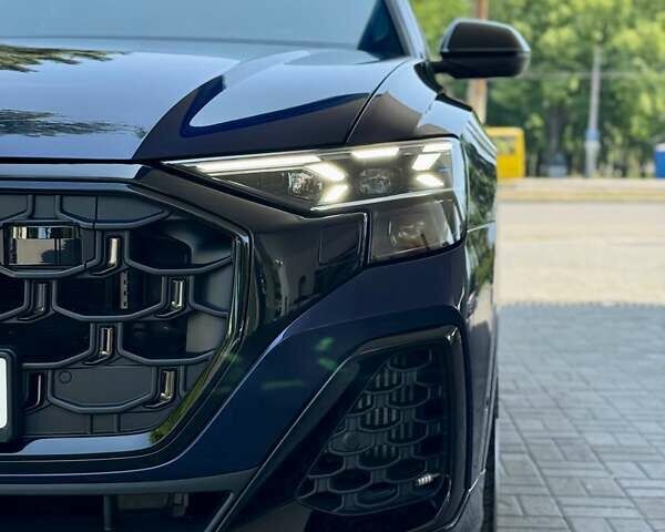 Синій Ауді SQ8, об'ємом двигуна 4 л та пробігом 94 тис. км за 89000 $, фото 6 на Automoto.ua