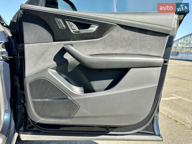 Синий Ауди SQ8, объемом двигателя 4 л и пробегом 33 тыс. км за 94990 $, фото 47 на Automoto.ua