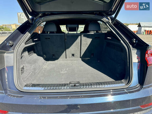 Синий Ауди SQ8, объемом двигателя 4 л и пробегом 33 тыс. км за 94990 $, фото 25 на Automoto.ua
