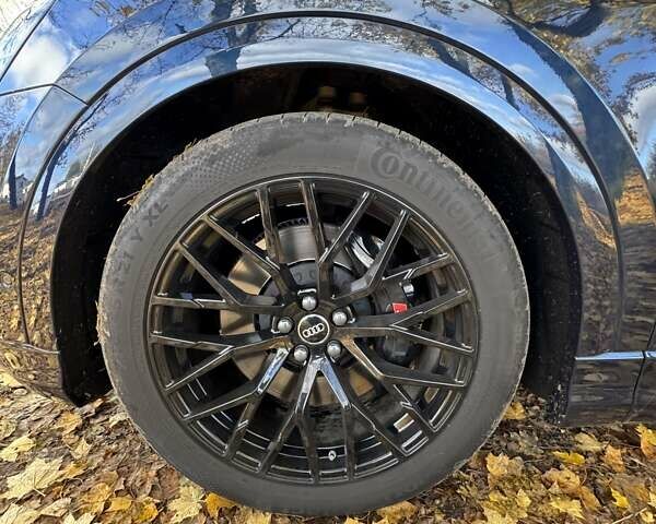 Ауди SQ8 2023 в Киеве на Automoto.ua Синий Ауди SQ8, объемом двигателя 4 л и пробегом 33 тыс. км за 97700 $, фото 17 на Automoto.ua