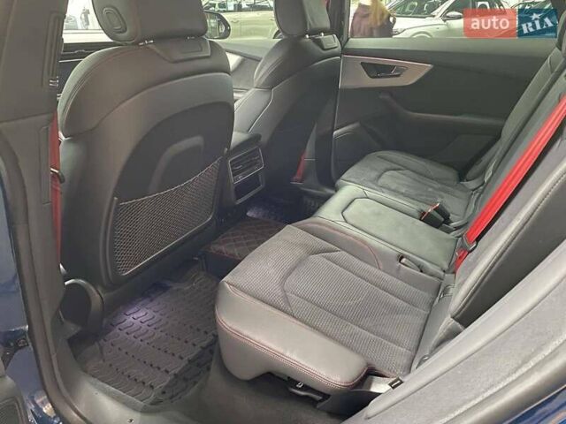 Синій Ауді SQ8, об'ємом двигуна 4 л та пробігом 44 тис. км за 115000 $, фото 22 на Automoto.ua