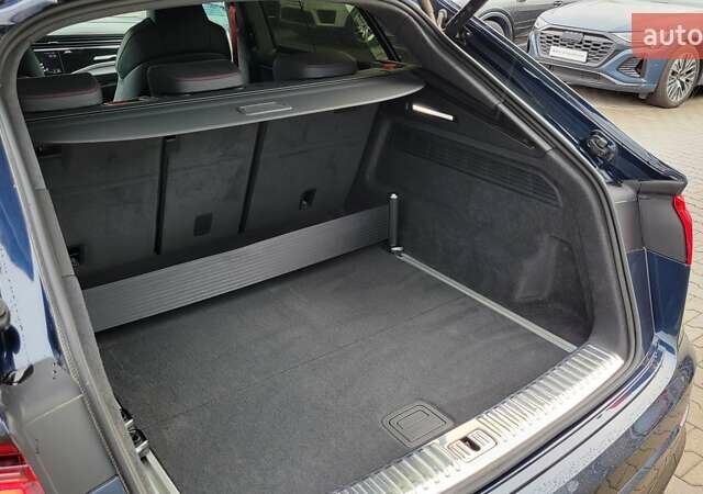 Ауди SQ8 2025 в Хмельницком на Automoto.ua Синий Ауди SQ8, объемом двигателя 4 л и пробегом 15 тыс. км за 143000 $, фото 50 на Automoto.ua