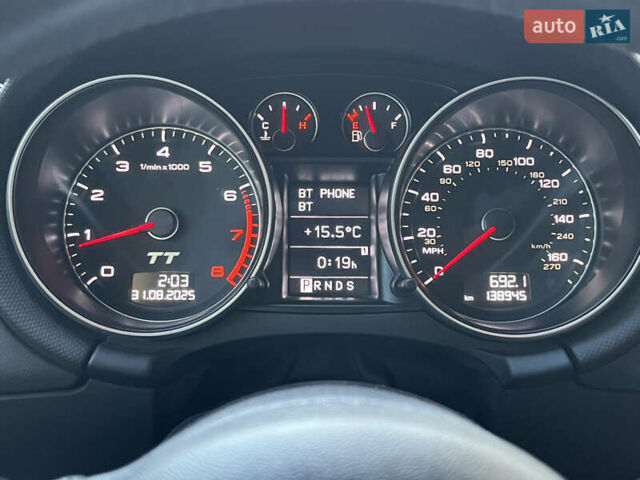 Белый Ауди ТТ, объемом двигателя 1.98 л и пробегом 138 тыс. км за 13000 $, фото 11 на Automoto.ua