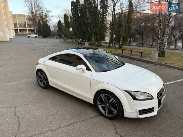 Білий Ауді TT, об'ємом двигуна 1.98 л та пробігом 184 тис. км за 13800 $, фото 3 на Automoto.ua