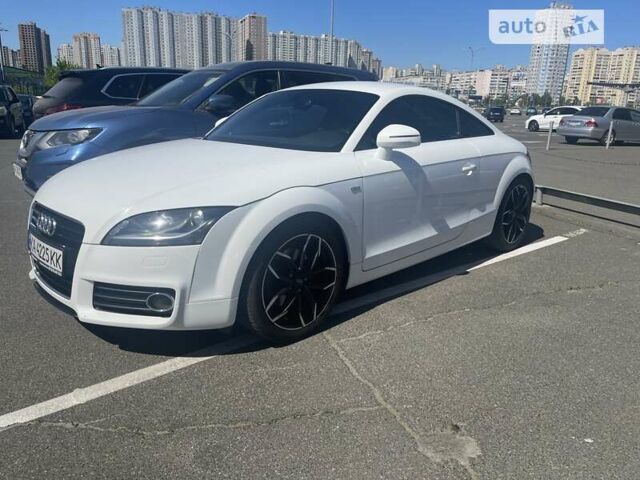 Білий Ауді TT, об'ємом двигуна 1.98 л та пробігом 111 тис. км за 17000 $, фото 2 на Automoto.ua