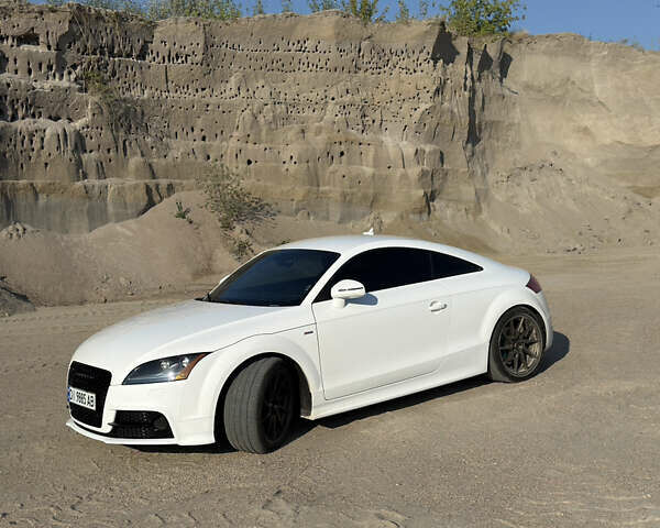 Ауди ТТ 2013 в Львове на Automoto.ua Белый Ауди ТТ, объемом двигателя 1.98 л и пробегом 196 тыс. км за 13300 $, фото 2 на Automoto.ua