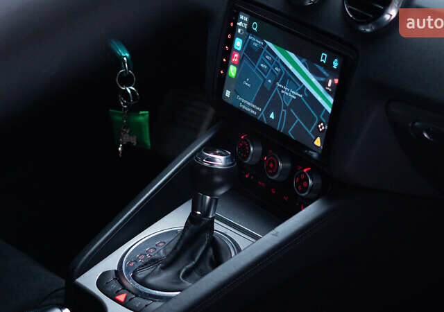 Ауди ТТ 2013 в Львове на Automoto.ua Белый Ауди ТТ, объемом двигателя 1.98 л и пробегом 196 тыс. км за 13300 $, фото 8 на Automoto.ua