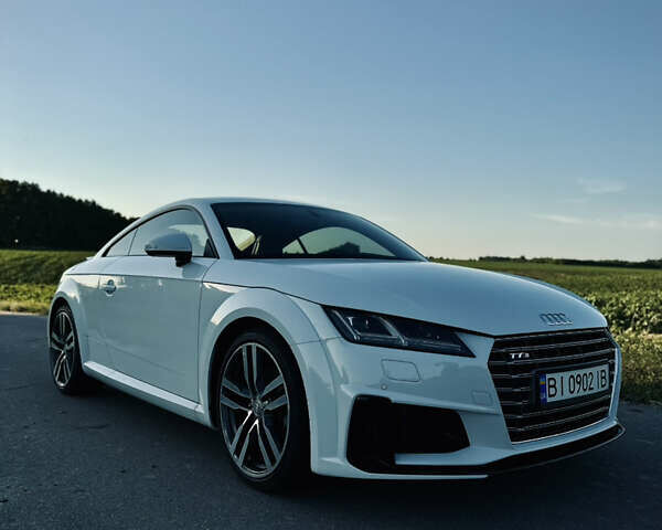 Білий Ауді TT, об'ємом двигуна 1.98 л та пробігом 95 тис. км за 21999 $, фото 7 на Automoto.ua