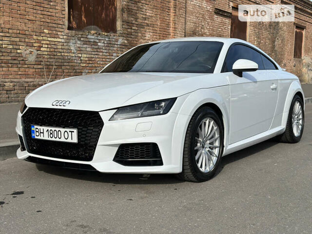 Білий Ауді TT, об'ємом двигуна 2 л та пробігом 96 тис. км за 29000 $, фото 5 на Automoto.ua