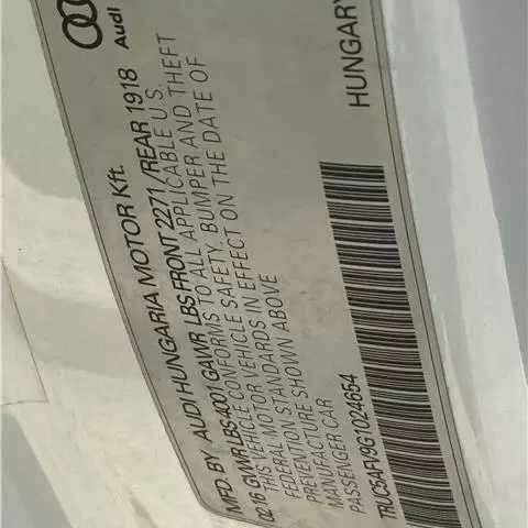 Белый Ауди ТТ, объемом двигателя 2 л и пробегом 65 тыс. км за 6900 $, фото 15 на Automoto.ua
