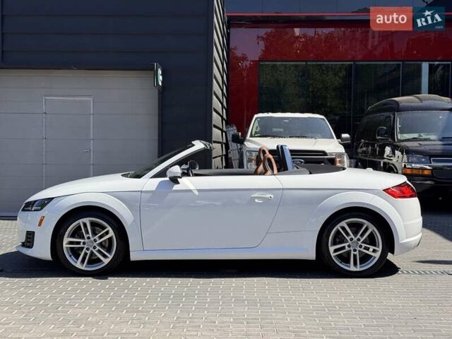 Білий Ауді TT, об'ємом двигуна 1.98 л та пробігом 71 тис. км за 25900 $, фото 3 на Automoto.ua