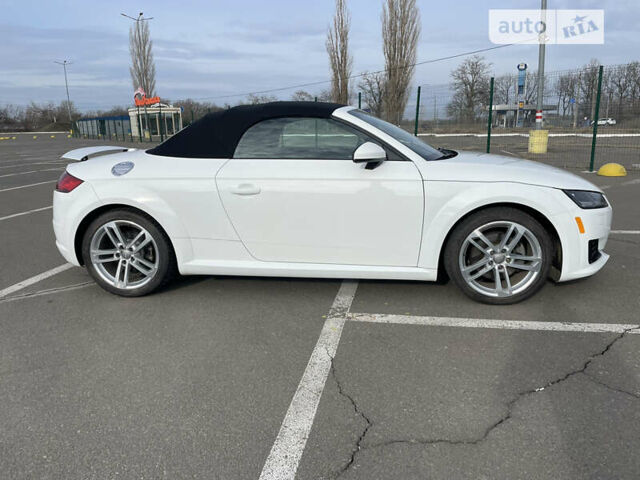 Белый Ауди ТТ, объемом двигателя 1.98 л и пробегом 72 тыс. км за 25600 $, фото 14 на Automoto.ua