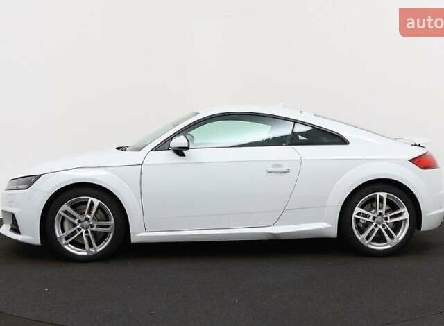 Белый Ауди ТТ, объемом двигателя 2 л и пробегом 36 тыс. км за 37887 $, фото 20 на Automoto.ua