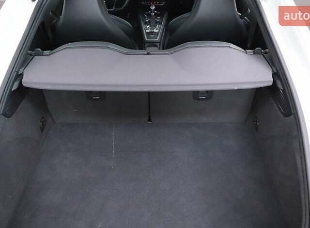 Белый Ауди ТТ, объемом двигателя 2 л и пробегом 36 тыс. км за 37887 $, фото 15 на Automoto.ua