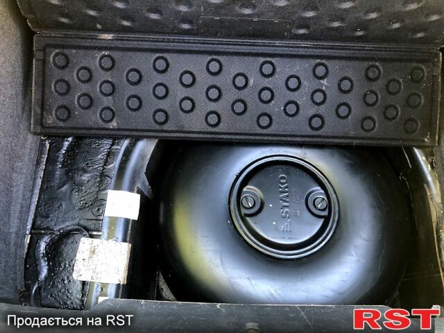 Чорний Ауді TT, об'ємом двигуна 1.8 л та пробігом 279 тис. км за 5999 $, фото 5 на Automoto.ua