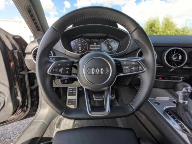 Чорний Ауді TT, об'ємом двигуна 2 л та пробігом 76 тис. км за 16200 $, фото 14 на Automoto.ua