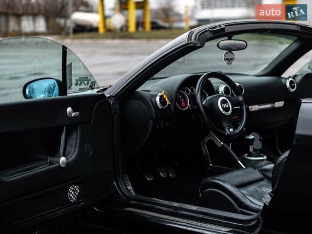 Черный Ауди ТТ, объемом двигателя 1.8 л и пробегом 262 тыс. км за 8000 $, фото 43 на Automoto.ua