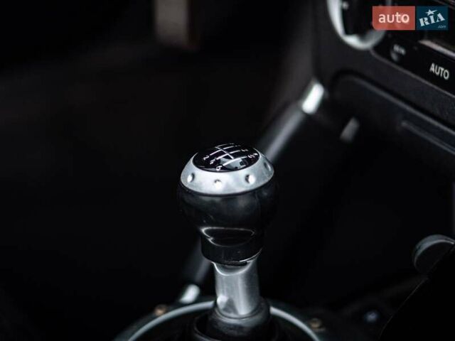 Черный Ауди ТТ, объемом двигателя 1.8 л и пробегом 262 тыс. км за 8000 $, фото 41 на Automoto.ua