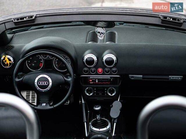 Черный Ауди ТТ, объемом двигателя 1.8 л и пробегом 262 тыс. км за 8000 $, фото 39 на Automoto.ua