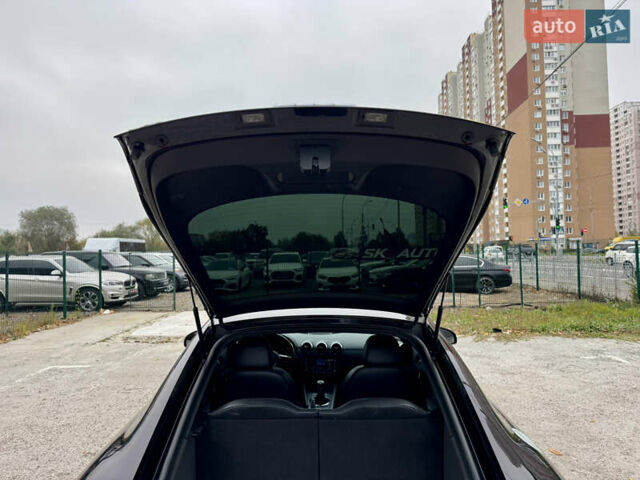 Ауди ТТ 2006 в Киеве на Automoto.ua Черный Ауди ТТ, объемом двигателя 1.98 л и пробегом 178 тыс. км за 9900 $, фото 26 на Automoto.ua