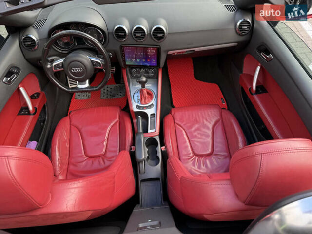 Черный Ауди ТТ, объемом двигателя 2 л и пробегом 180 тыс. км за 9900 $, фото 14 на Automoto.ua