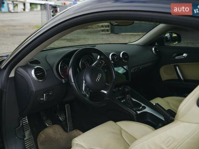 Черный Ауди ТТ, объемом двигателя 3.2 л и пробегом 97 тыс. км за 13000 $, фото 1 на Automoto.ua