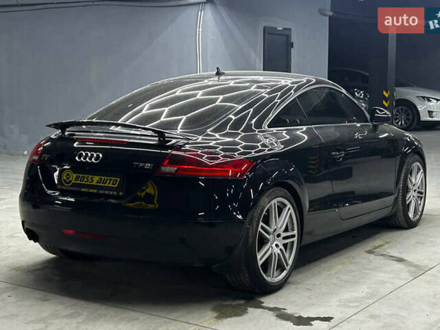 Чорний Ауді TT, об'ємом двигуна 1.98 л та пробігом 204 тис. км за 10000 $, фото 5 на Automoto.ua