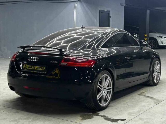 Черный Ауди ТТ, объемом двигателя 2 л и пробегом 204 тыс. км за 10000 $, фото 5 на Automoto.ua