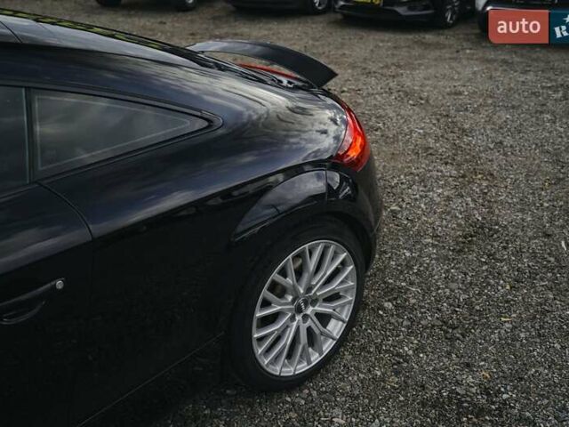 Черный Ауди ТТ, объемом двигателя 3.2 л и пробегом 97 тыс. км за 13000 $, фото 6 на Automoto.ua