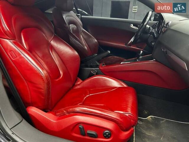 Чорний Ауді TT, об'ємом двигуна 1.98 л та пробігом 204 тис. км за 10000 $, фото 7 на Automoto.ua