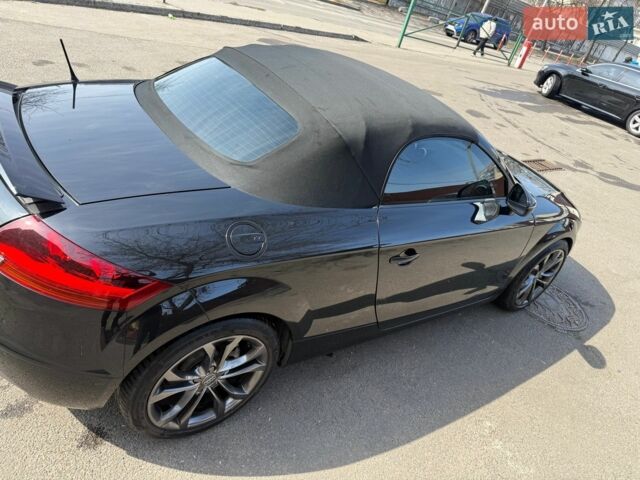 Чорний Ауді TT, об'ємом двигуна 1.98 л та пробігом 110 тис. км за 11900 $, фото 15 на Automoto.ua