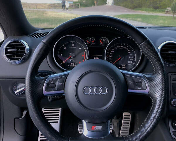 Черный Ауди ТТ, объемом двигателя 1.97 л и пробегом 305 тыс. км за 13999 $, фото 22 на Automoto.ua