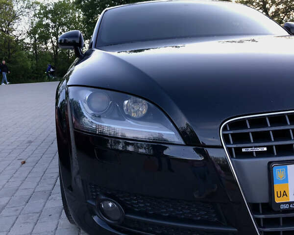Черный Ауди ТТ, объемом двигателя 1.97 л и пробегом 305 тыс. км за 13999 $, фото 18 на Automoto.ua