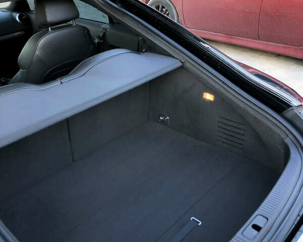 Черный Ауди ТТ, объемом двигателя 1.97 л и пробегом 305 тыс. км за 13999 $, фото 20 на Automoto.ua