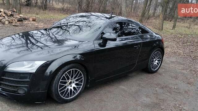 Черный Ауди ТТ, объемом двигателя 1.98 л и пробегом 121 тыс. км за 11999 $, фото 9 на Automoto.ua