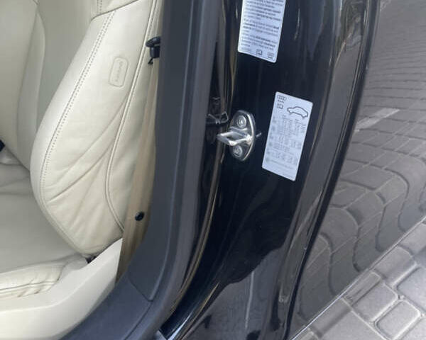 Черный Ауди ТТ, объемом двигателя 1.98 л и пробегом 104 тыс. км за 12000 $, фото 16 на Automoto.ua