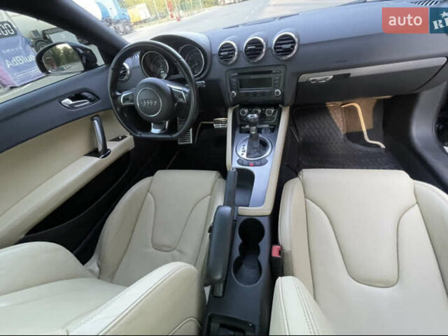 Черный Ауди ТТ, объемом двигателя 1.98 л и пробегом 104 тыс. км за 12000 $, фото 11 на Automoto.ua