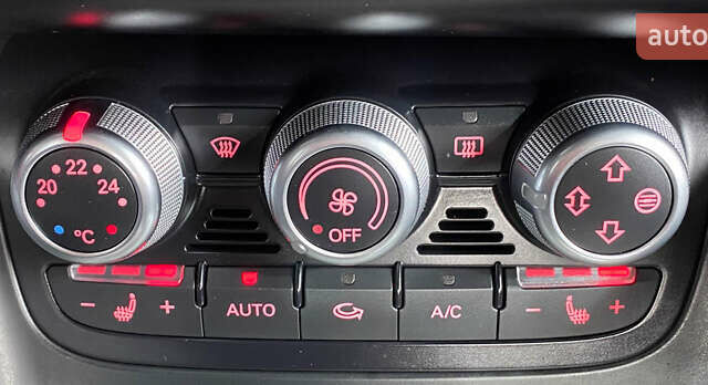 Черный Ауди ТТ, объемом двигателя 1.98 л и пробегом 90 тыс. км за 15250 $, фото 20 на Automoto.ua