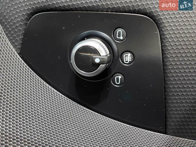 Черный Ауди ТТ, объемом двигателя 1.98 л и пробегом 90 тыс. км за 15250 $, фото 14 на Automoto.ua