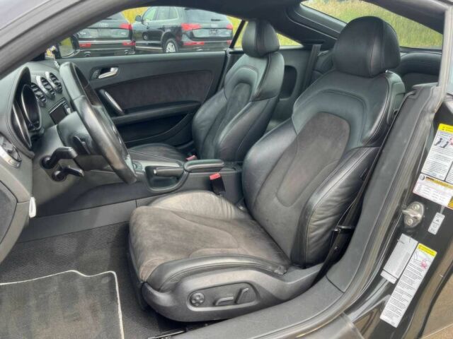 Чорний Ауді TT, об'ємом двигуна 2 л та пробігом 71 тис. км за 14500 $, фото 9 на Automoto.ua