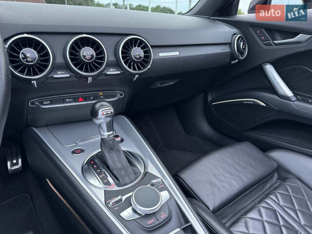 Черный Ауди ТТ, объемом двигателя 1.98 л и пробегом 118 тыс. км за 23900 $, фото 22 на Automoto.ua