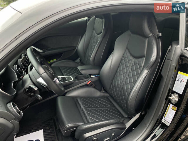 Черный Ауди ТТ, объемом двигателя 1.98 л и пробегом 27 тыс. км за 36000 $, фото 13 на Automoto.ua