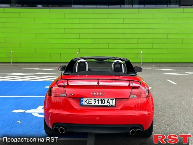 Червоний Ауді TT, об'ємом двигуна 2 л та пробігом 130 тис. км за 10500 $, фото 8 на Automoto.ua