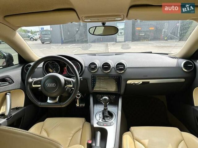 Червоний Ауді TT, об'ємом двигуна 2 л та пробігом 221 тис. км за 12000 $, фото 20 на Automoto.ua