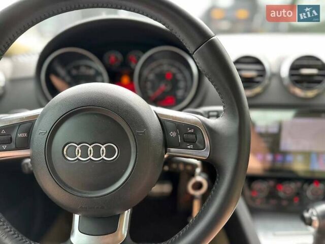 Червоний Ауді TT, об'ємом двигуна 2 л та пробігом 221 тис. км за 12000 $, фото 15 на Automoto.ua