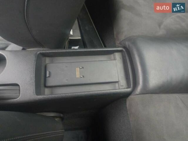 Червоний Ауді TT, об'ємом двигуна 1.98 л та пробігом 129 тис. км за 9300 $, фото 66 на Automoto.ua