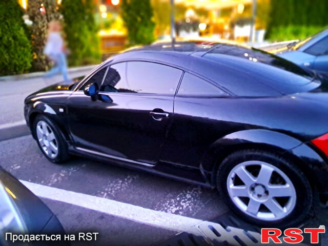 Ауди ТТ, объемом двигателя 1.8 л и пробегом 258 тыс. км за 3650 $, фото 4 на Automoto.ua