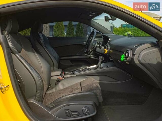 Желтый Ауди ТТ, объемом двигателя 1.98 л и пробегом 42 тыс. км за 33400 $, фото 11 на Automoto.ua